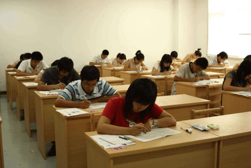 教师招聘取消统考?一场权力下放之争的审视 教师招聘取消统考?一场权力下放之争的审视